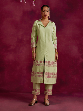 Lapel collared Kurta with zari border hem Set- Pistachio green