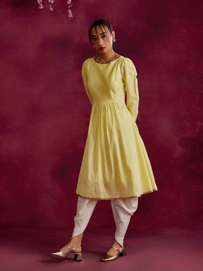 Pintucked yoke flared kurta paired with dhoti pants- Lemon yellow