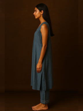 V Neck Textured Kurta pant set with delicate lace detailings