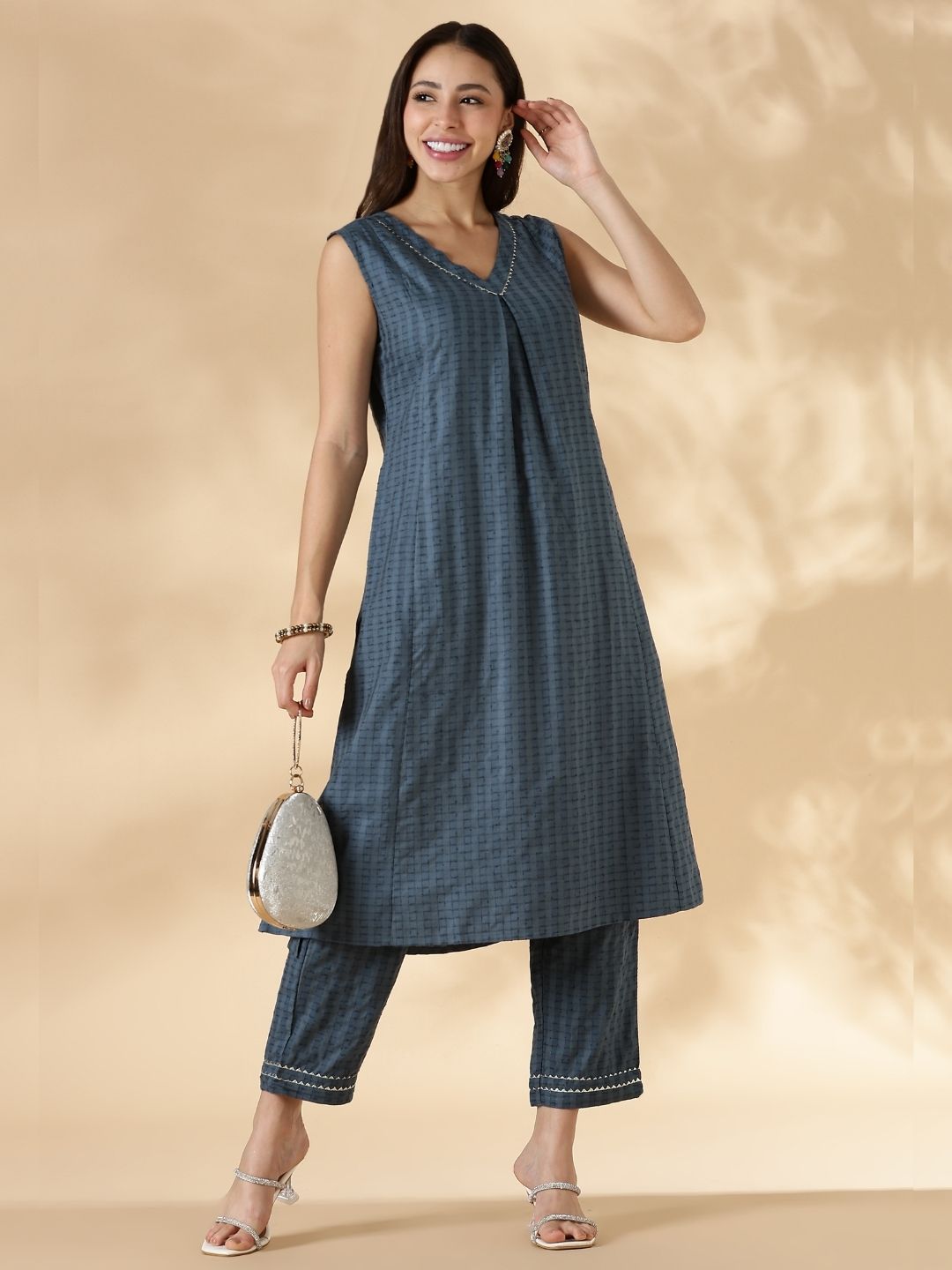 V Neck Textured Kurta pant set with delicate lace detailings
