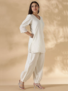 Box Pleat solid white Kurta with knife pleat salwar pants