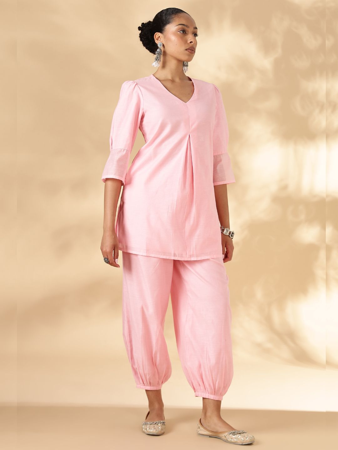 Box Pleat solid pink Kurta with knife pleat salwar pants