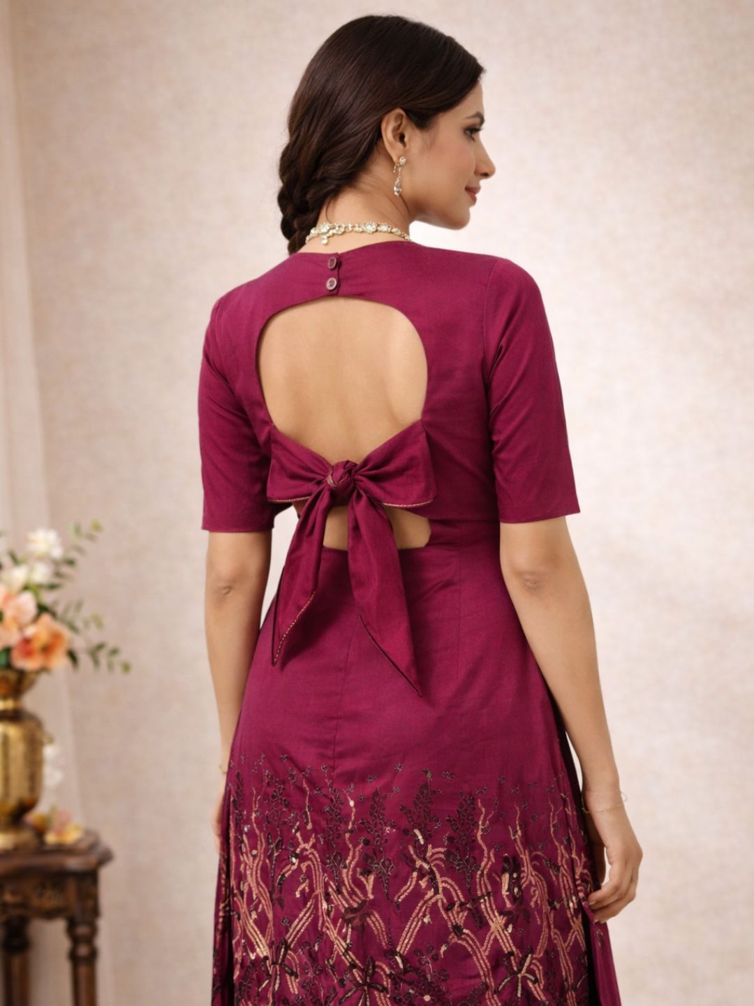 Cotton Zari Jacquard  Kurta with Back Cut-out and Tie-Up Paired with Pathani Pants