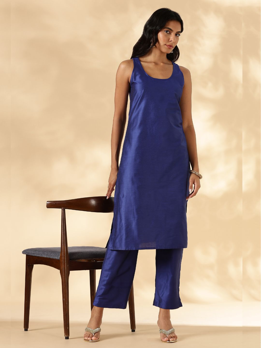 Solid Blue Sleeveless Kurta Pant Set