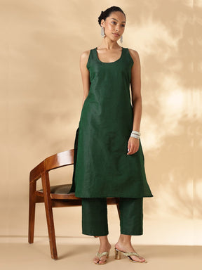 Solid Green Sleeveless Kurta Pant Set