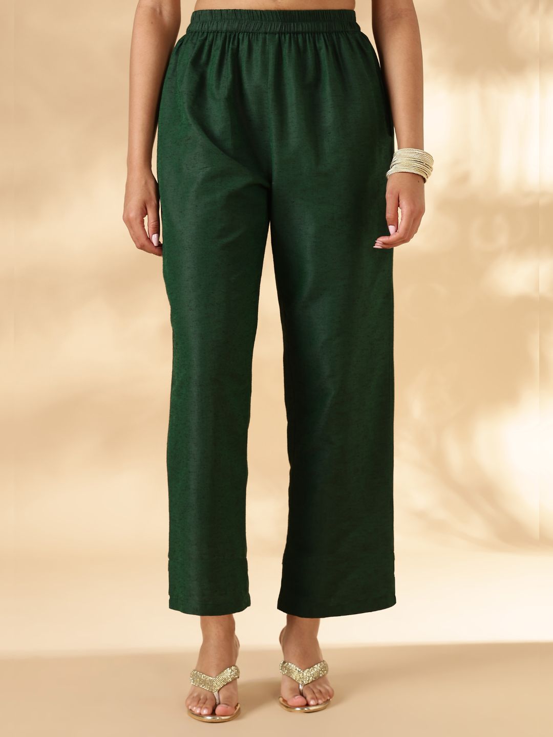 Solid Green Sleeveless Kurta Pant Set