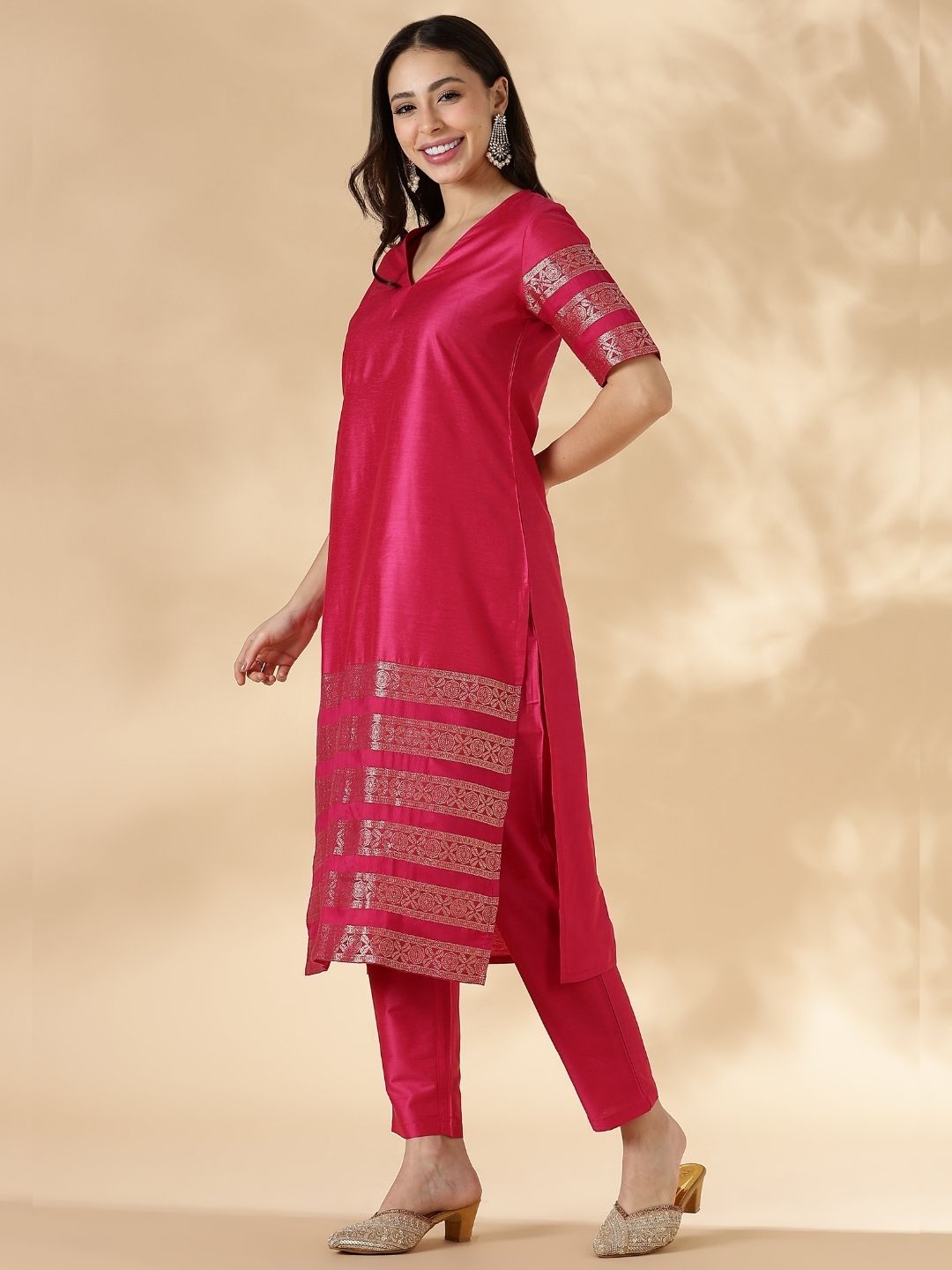 Pink Kurta Pant set with Brocade Detail