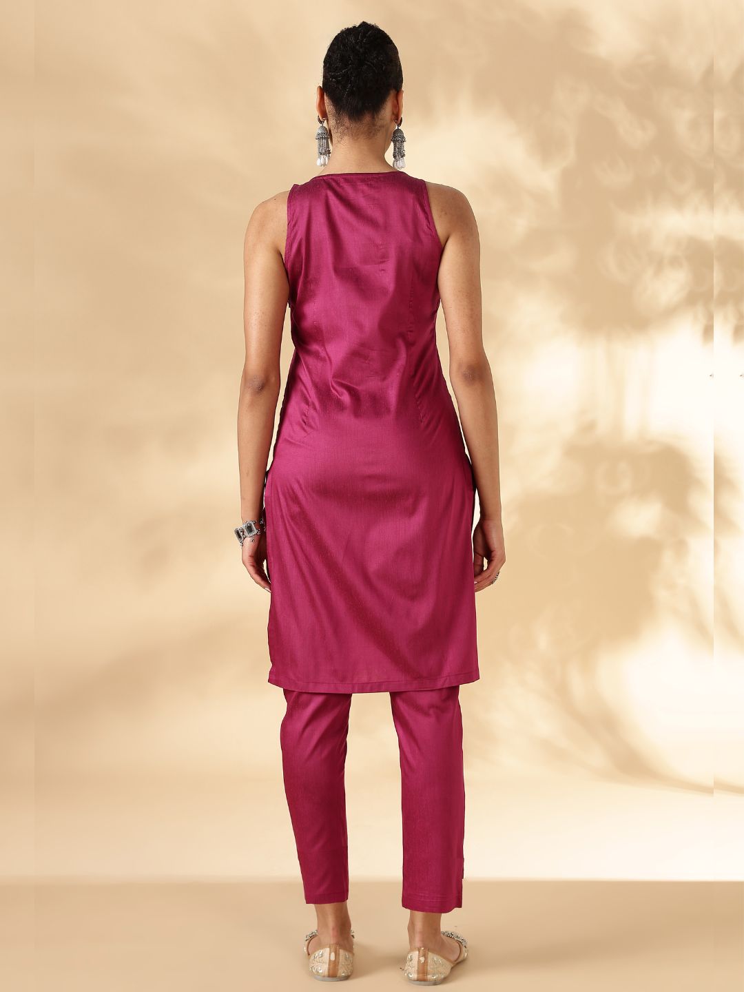 Pink Solid In cut kurta with Narrow Straight Pants