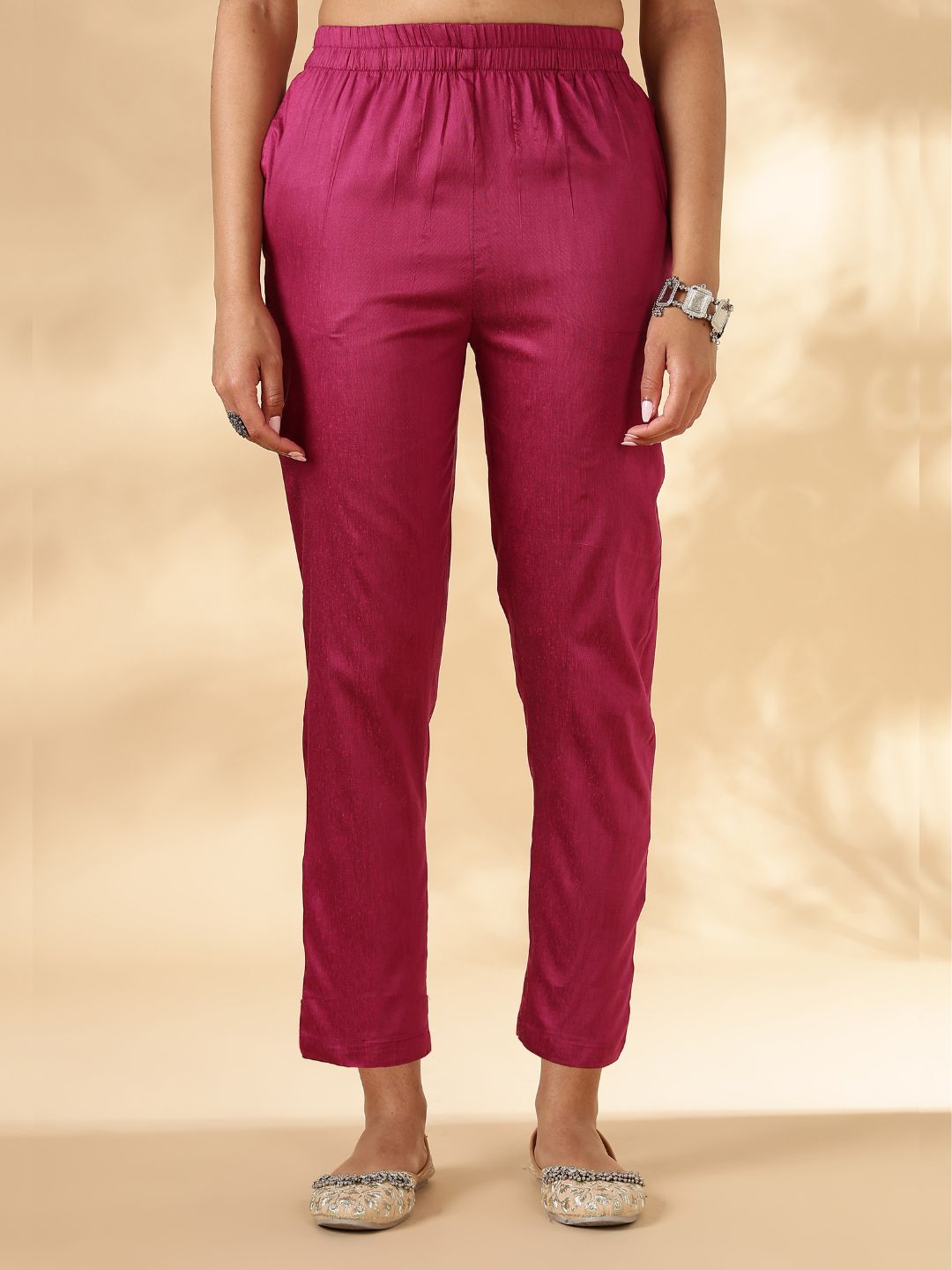 Pink Solid In cut kurta with Narrow Straight Pants