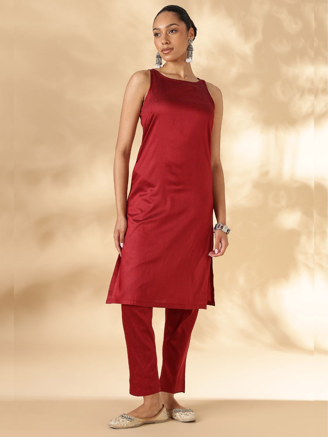 Red Solid In cut Kurta with Narrow Straight Pants