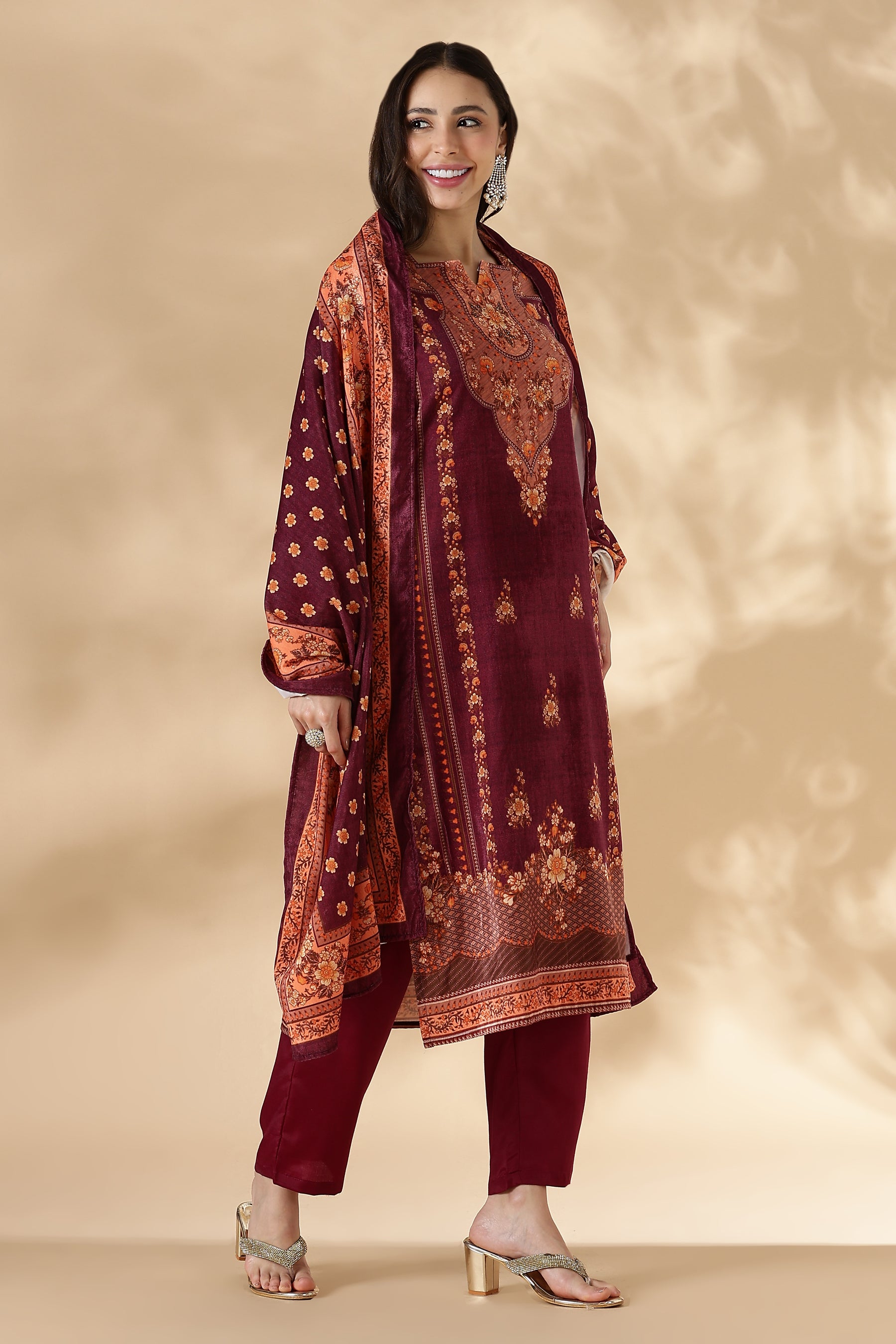 Maroon Heritage Print Velvert Kurta Pant Set with velvet Dupatta
