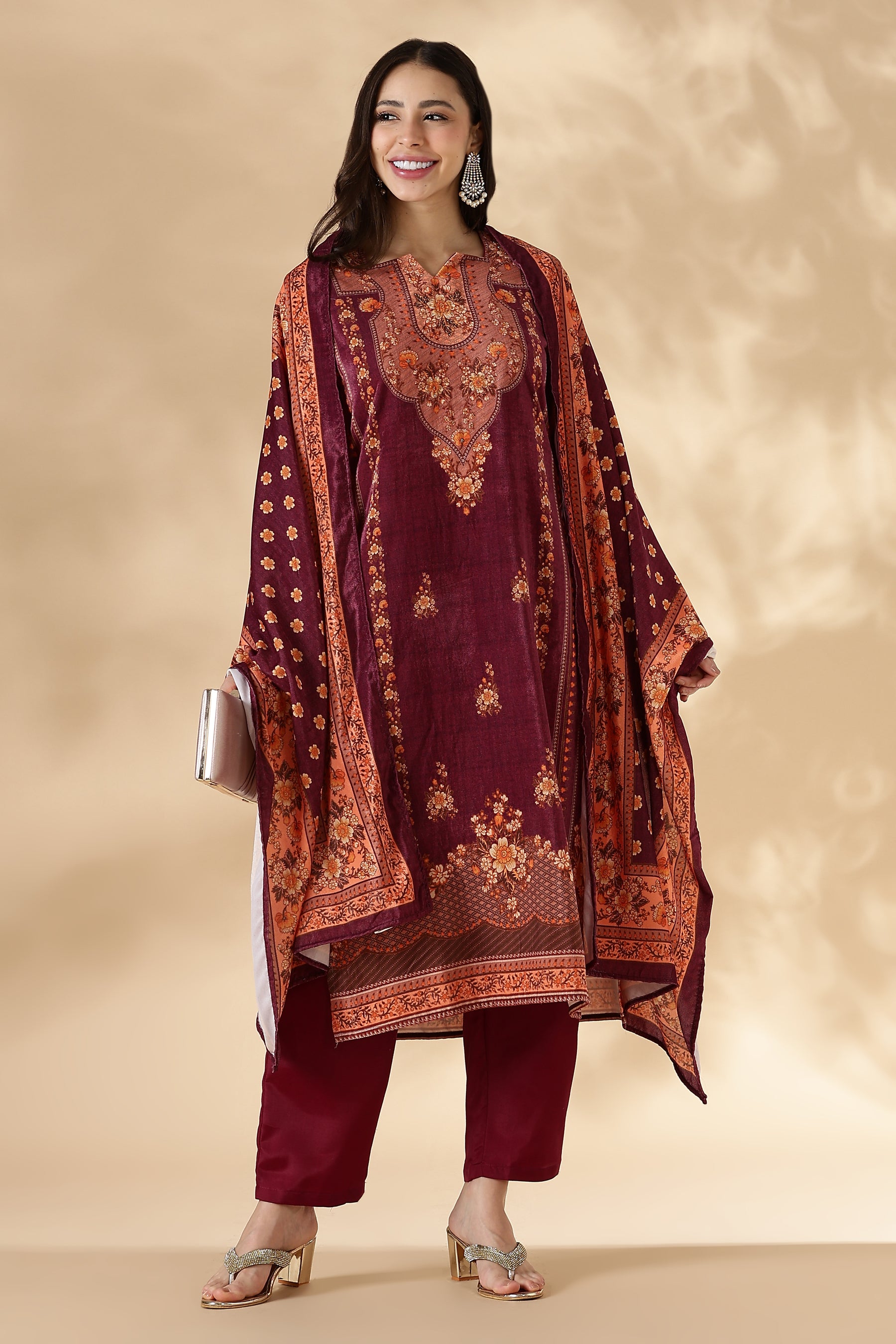 Maroon Heritage Print Velvert Kurta Pant Set with velvet Dupatta