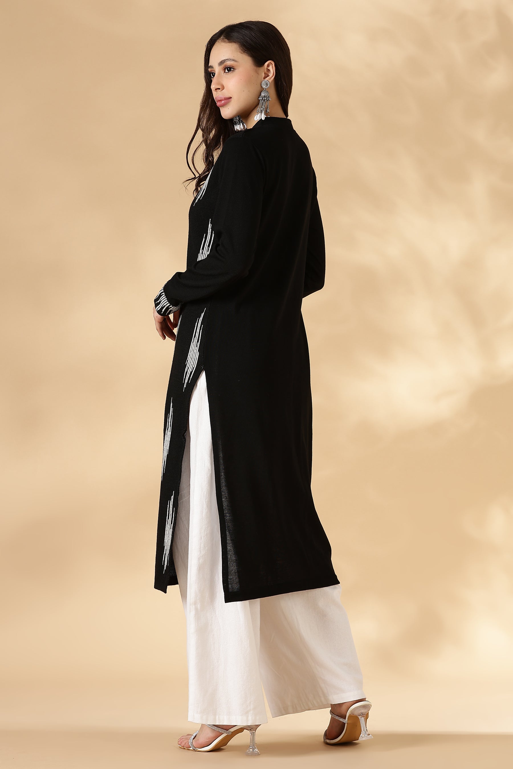 Black & White Ikkat Weave Kurta