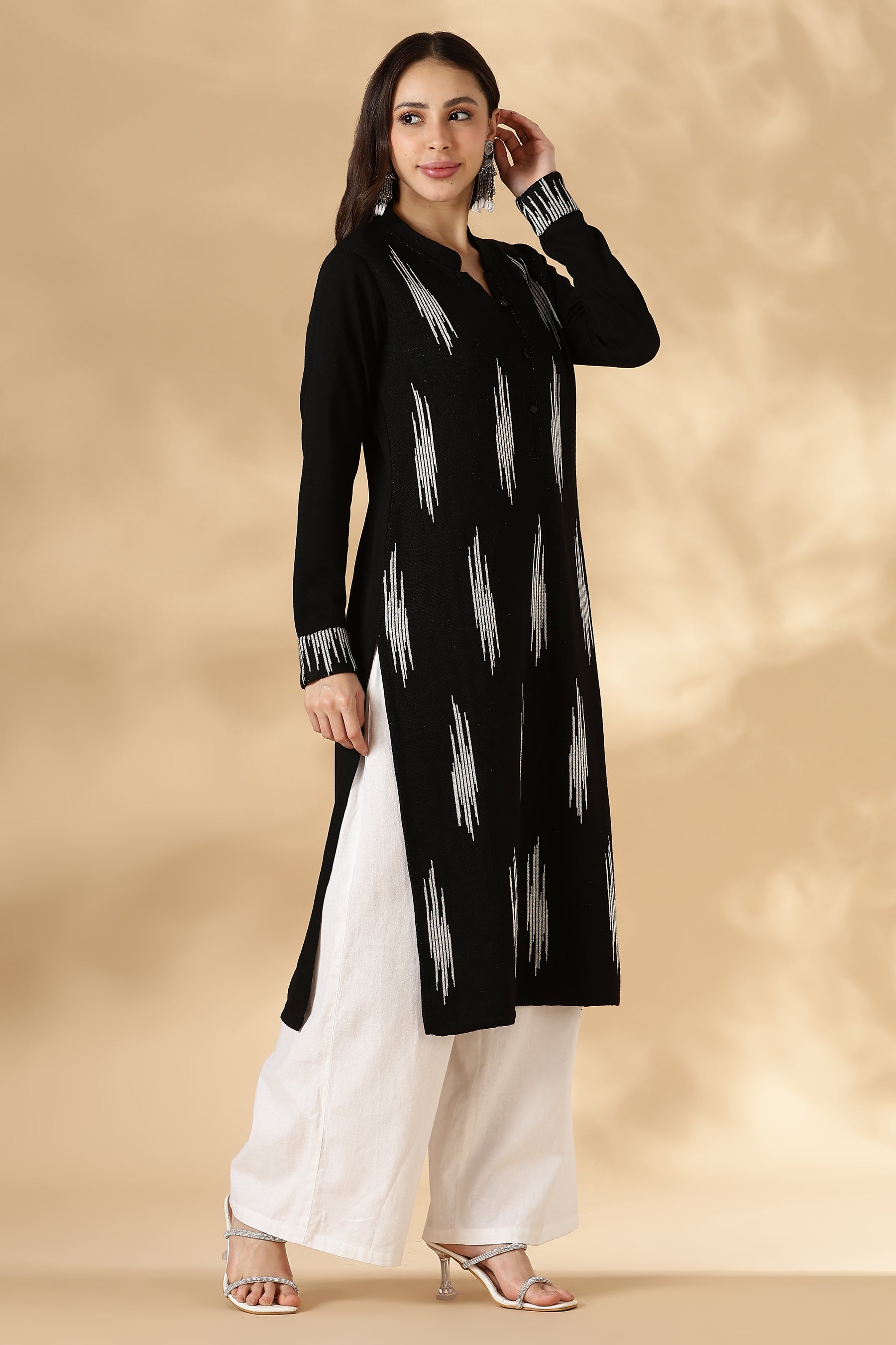 Black & White Ikkat Weave Kurta