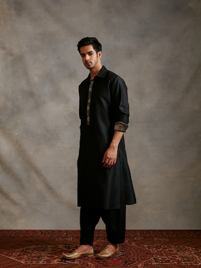 Banarasi collared kurta with zari placket and afghani pants-metallic black | Relove