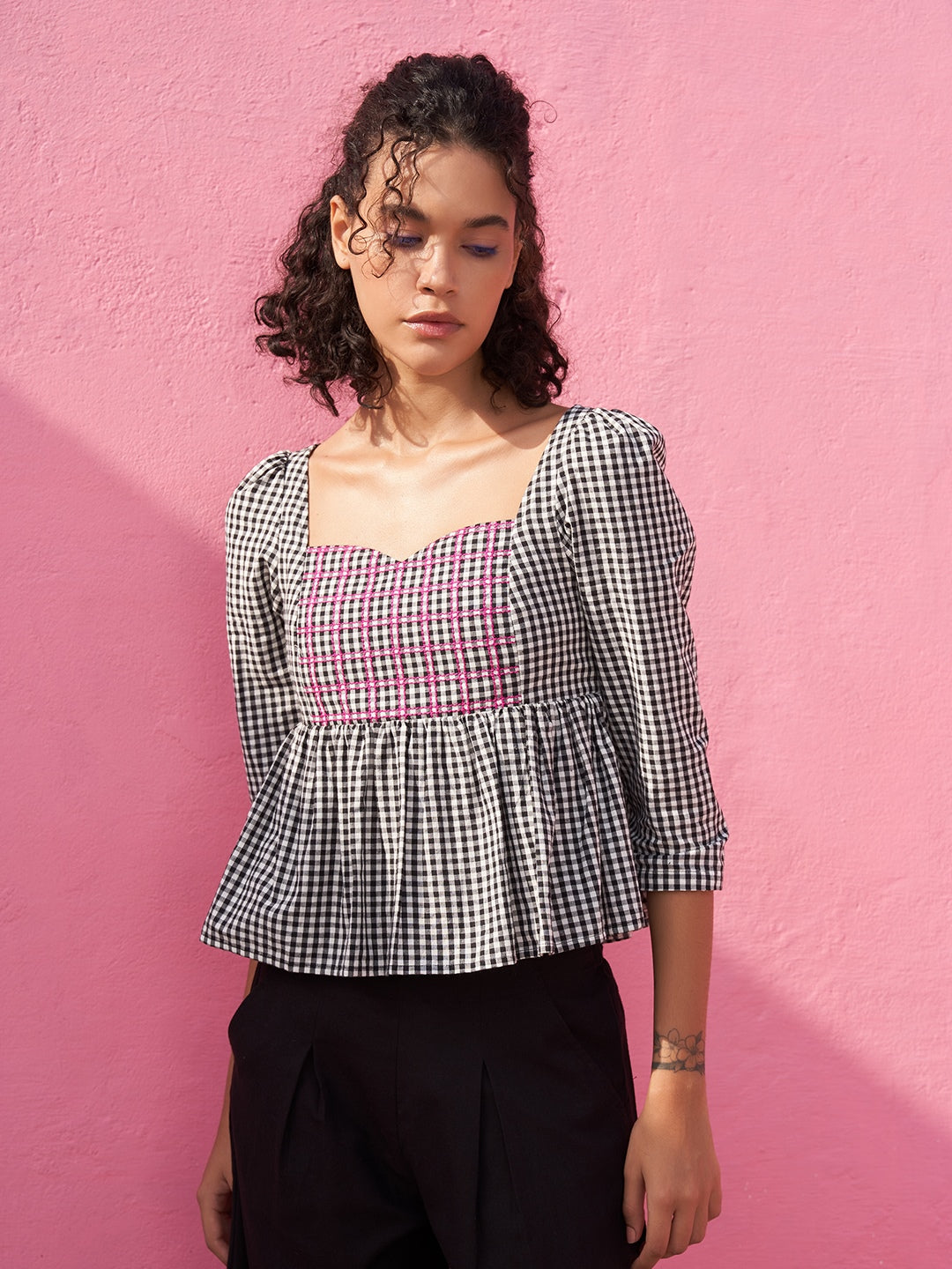 Peplum Top in Gingham Checks with Sweetheart Neckline | Relove