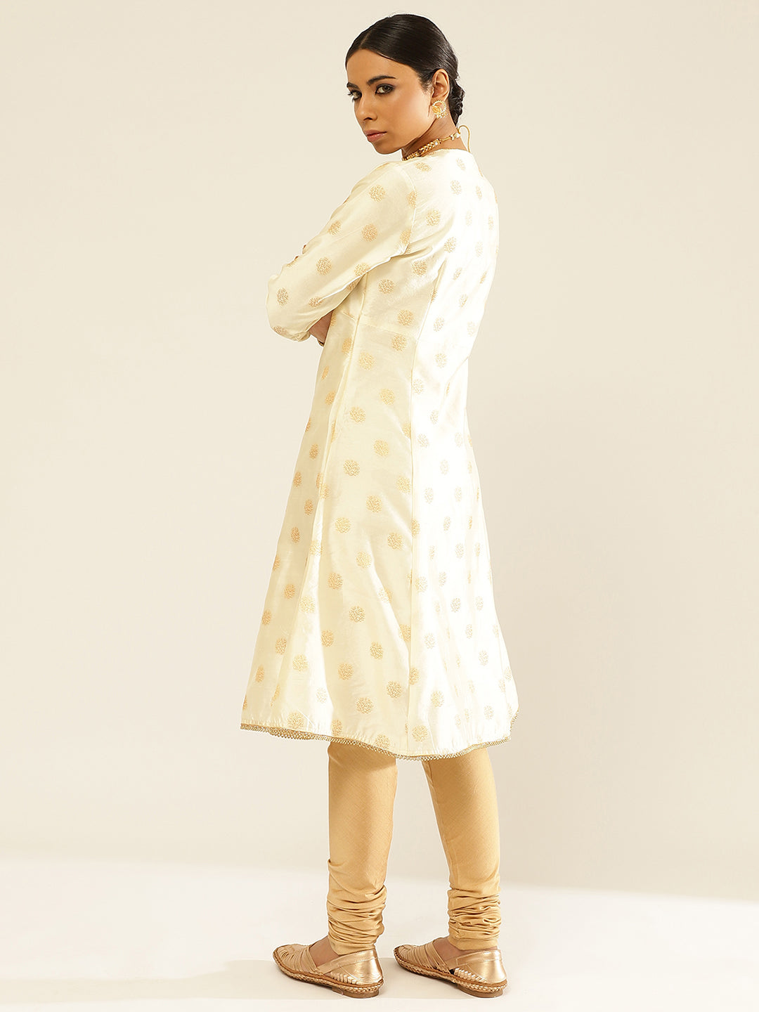 Banarasi Zari Tafetta Circular Kurta Set