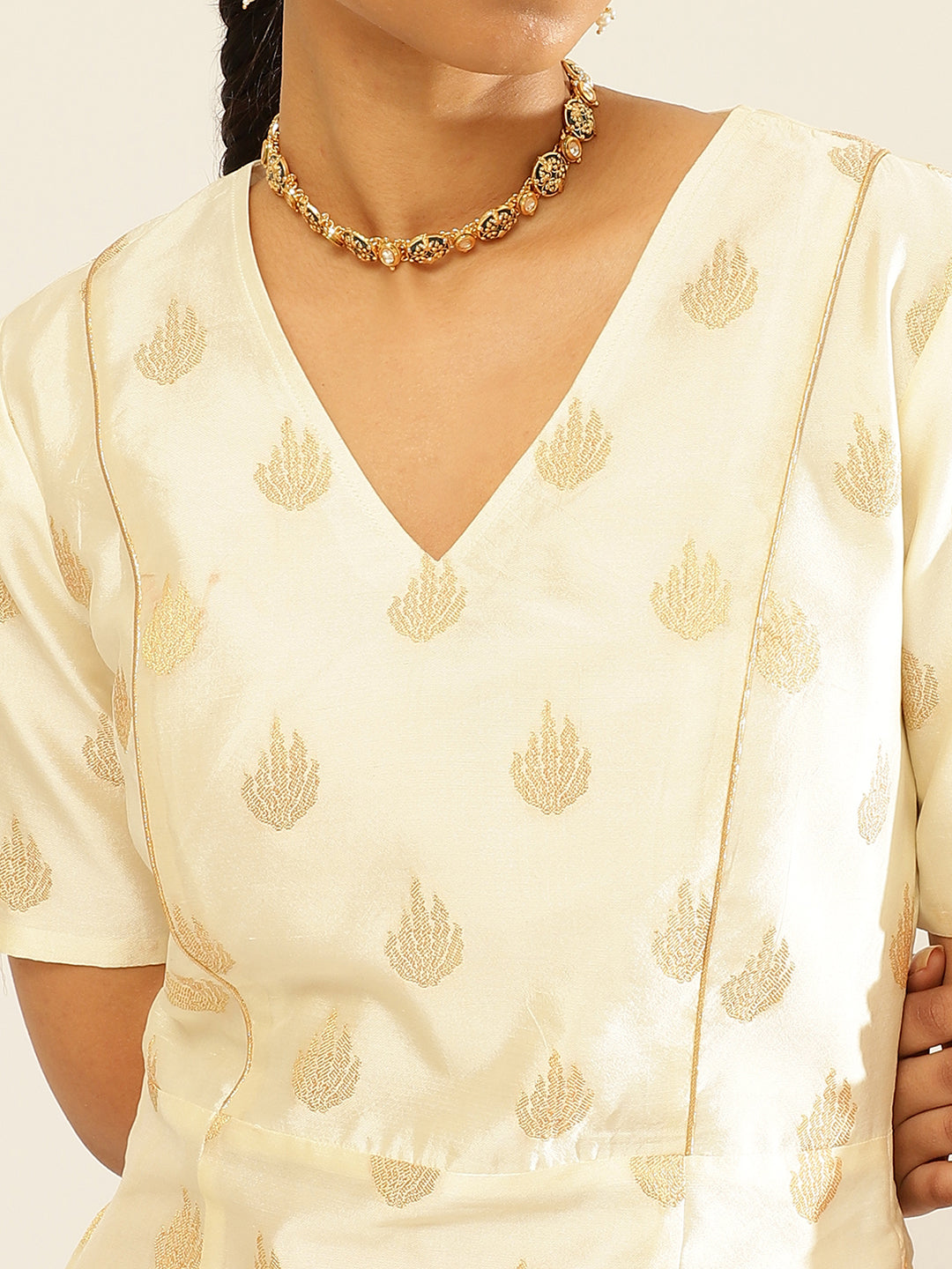 Zari tafetta Kurta with contrasting details paired with pathani pants