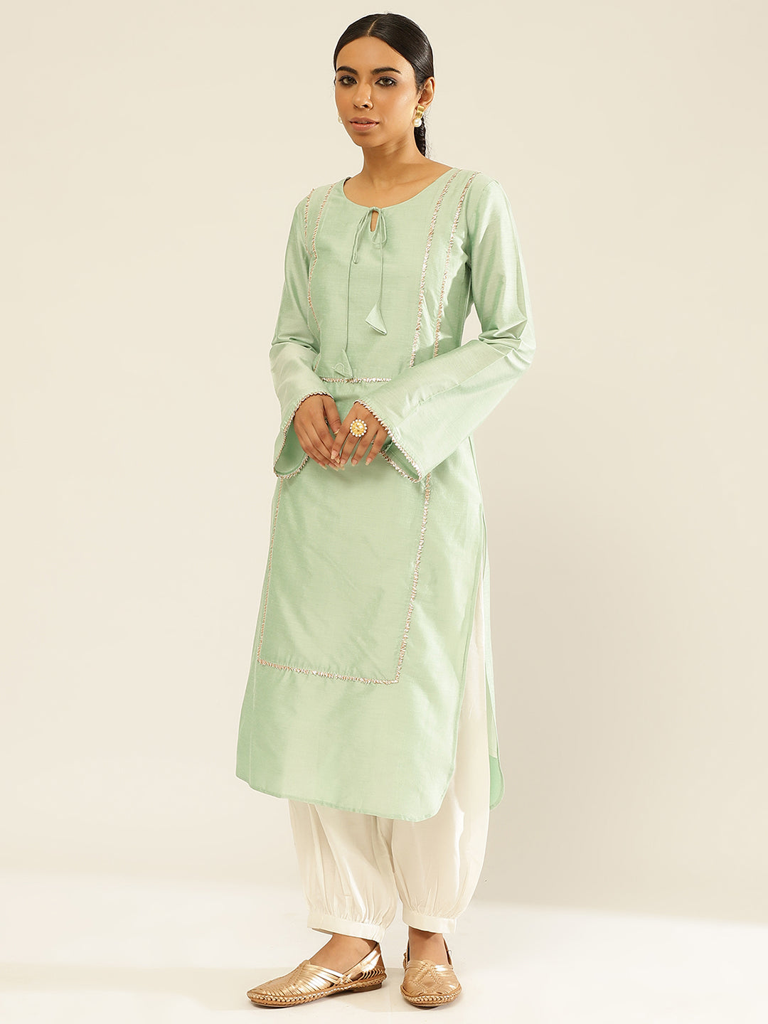 Neck tie-up cotton viscose kurta detailed with lace paired with pathani pant