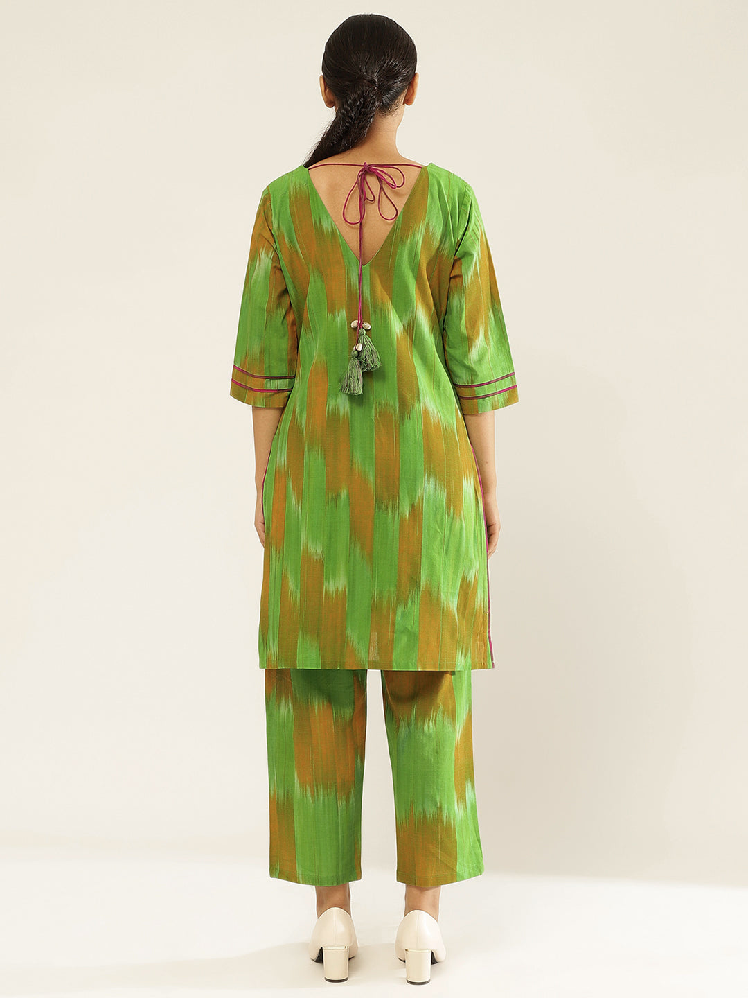 Ikat cotton kurta Set with contrast detailing paired