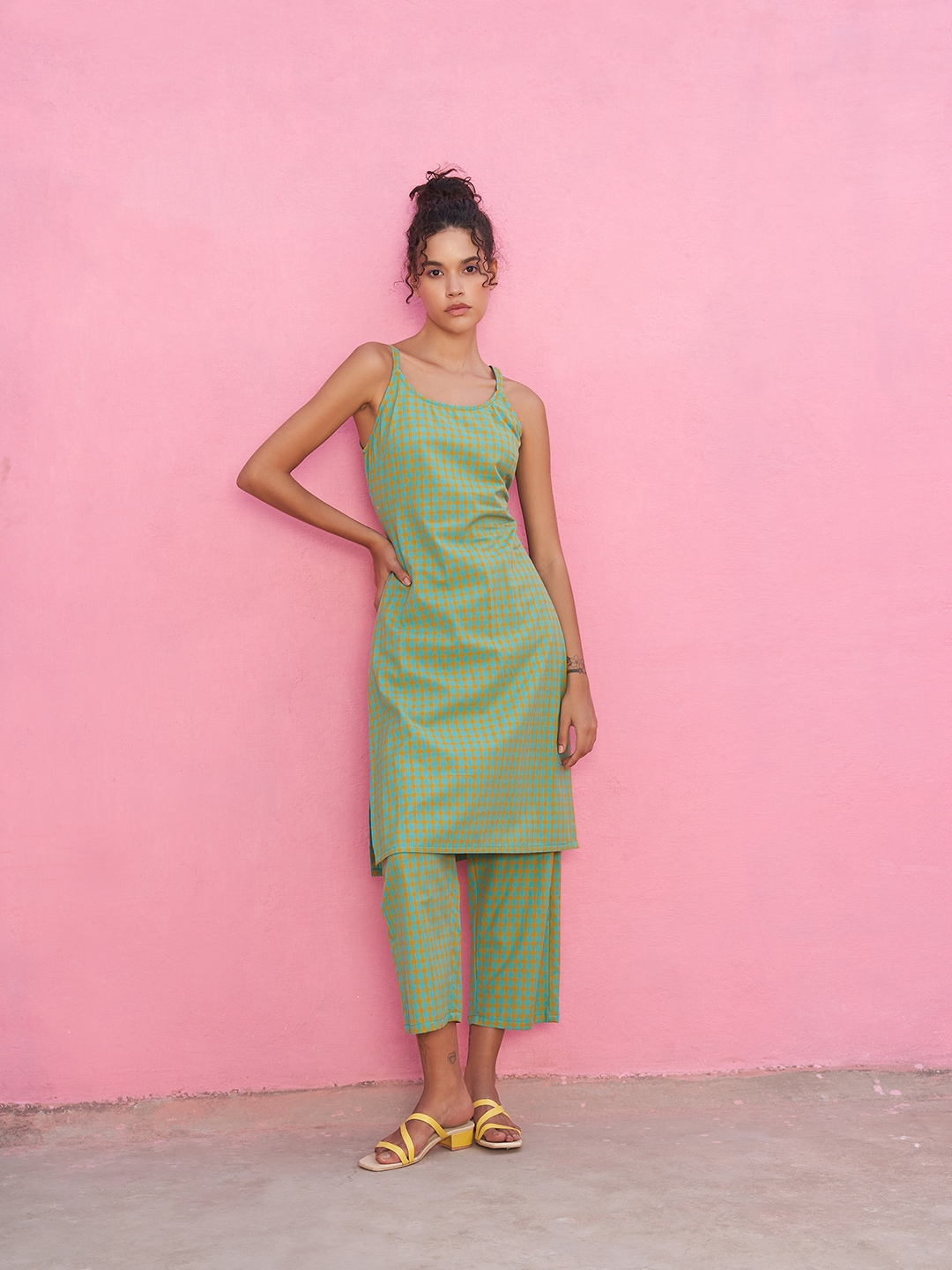Multi-color checks straight pants