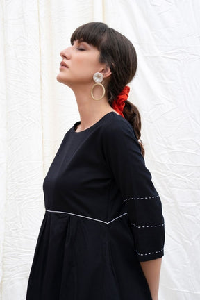 Midnight-Black Mangalgiri Cotton Pleated Kurta