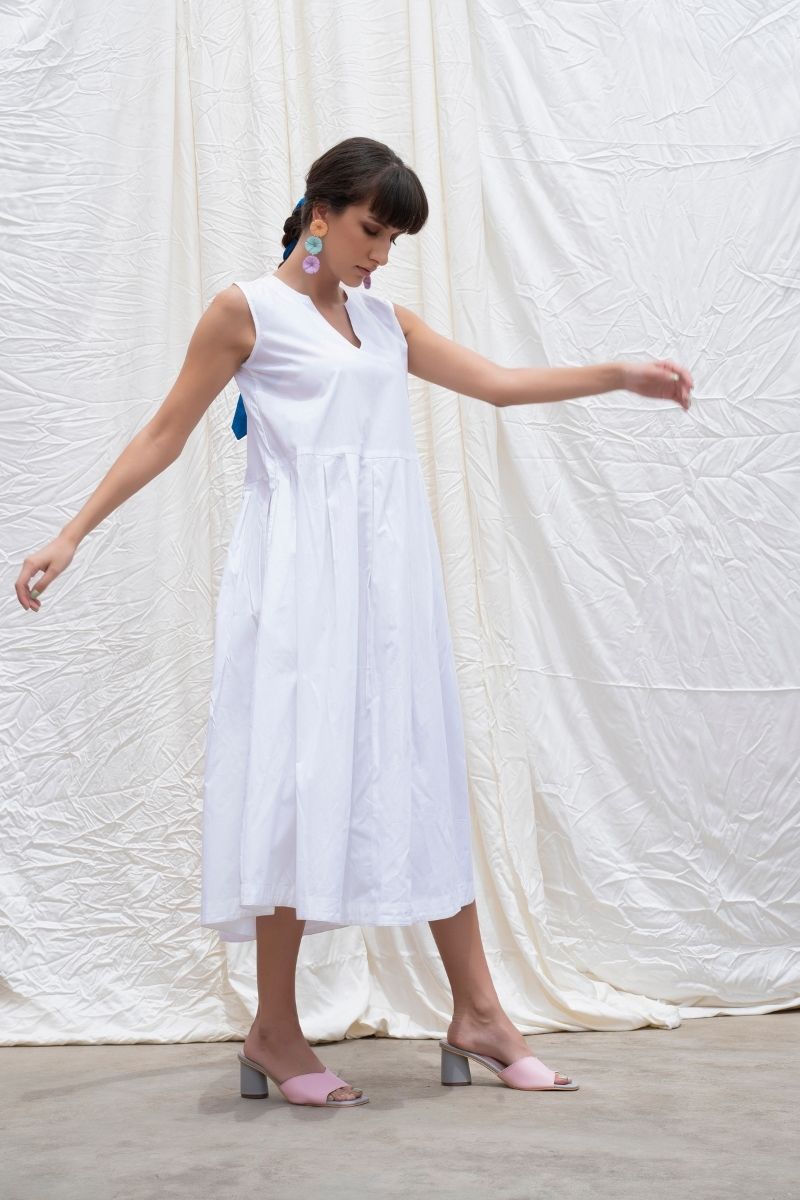 Marshmellow-White Cotton Poplin Box Pleated Dress