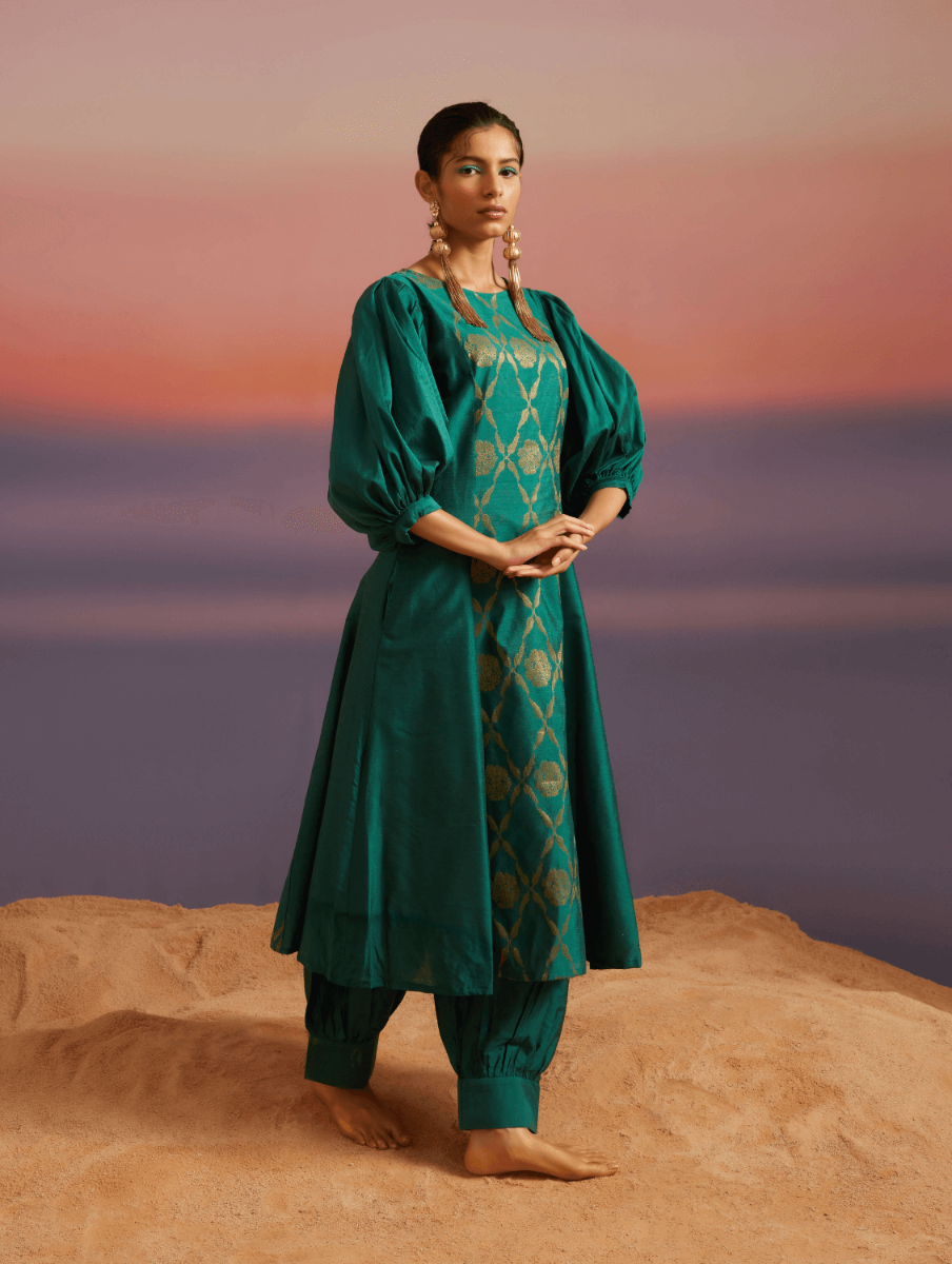 Coral Green Banarasi Boat-Neck Kurta Set With Pants