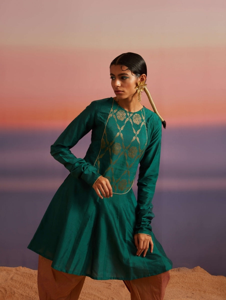 Coral Green Panelled Banarasi Kurti With Tulip Dhoti