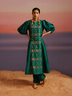 Coral Green Banarasi Boat-Neck Kurta Set With Pants