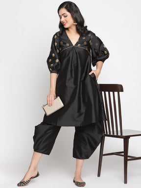 Coral-Black V-Neck Flared Banarasi Kurta