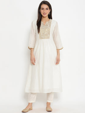Abhsihti chanderi paneled kurta with zari work yoke