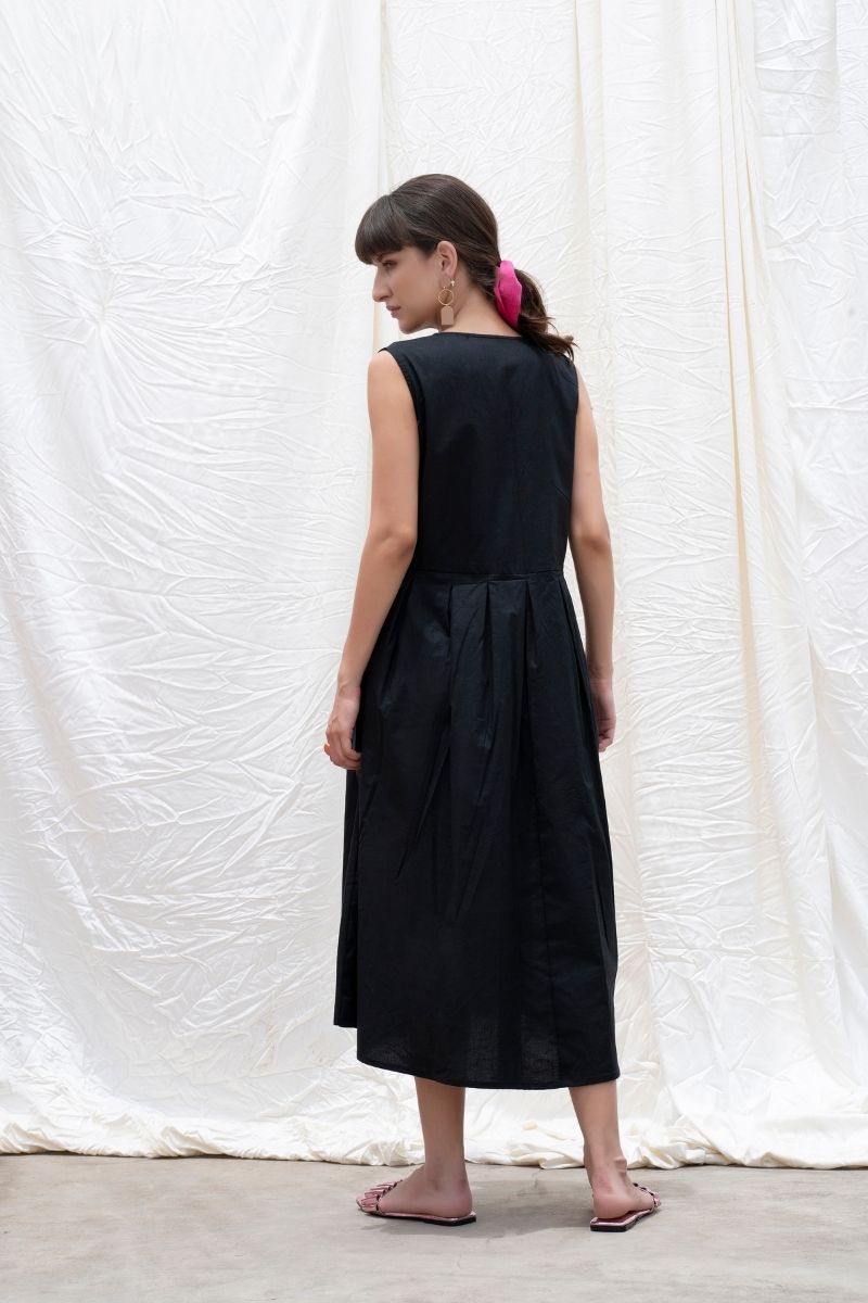 Midnight-Black Cotton Poplin Box Pleated Dress