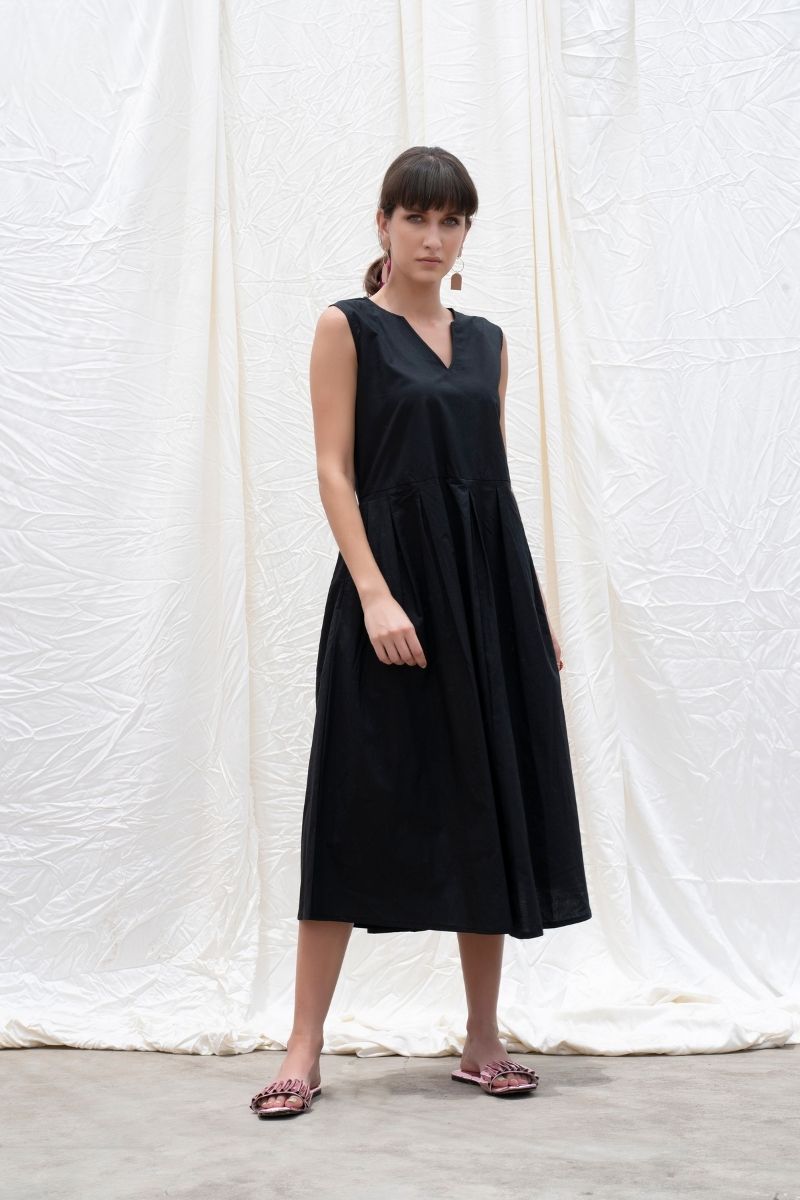 Midnight-Black Cotton Poplin Box Pleated Dress