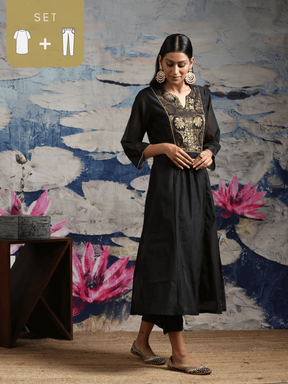 Chandheri panelled kurta with zari baswada yoke and straight pants Black