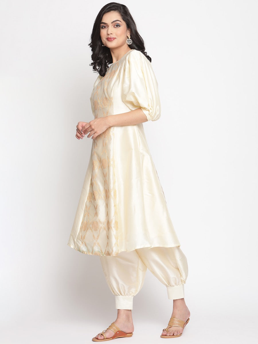 Cloud-Cream Boat Neckline Banarasi Kurta