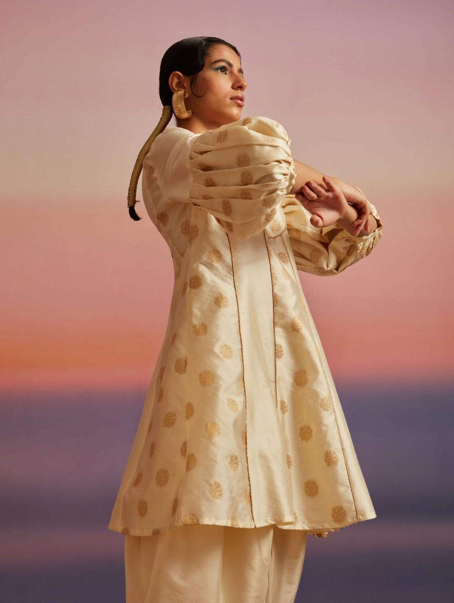 Cloud Cream Banarasi Kurti Set With Tulip Dhoti