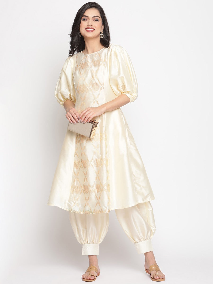 Cloud-Cream Boat Neckline Banarasi Kurta