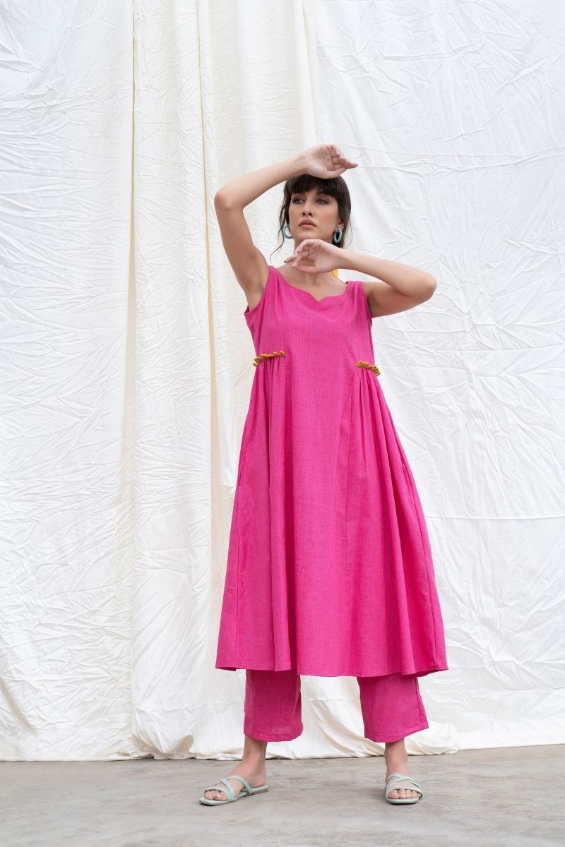 Beetroot-Pink Mangalgiri Cotton Kurta With Pockets