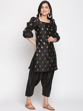 Coral-Black Marie Sleeves Banarasi Kurta