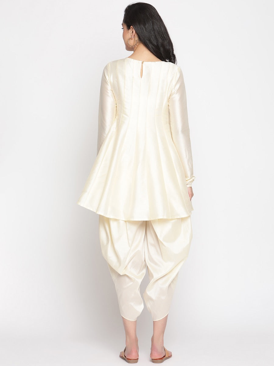 Cloud-Cream Banarasi Kurti with Churidar Sleeves