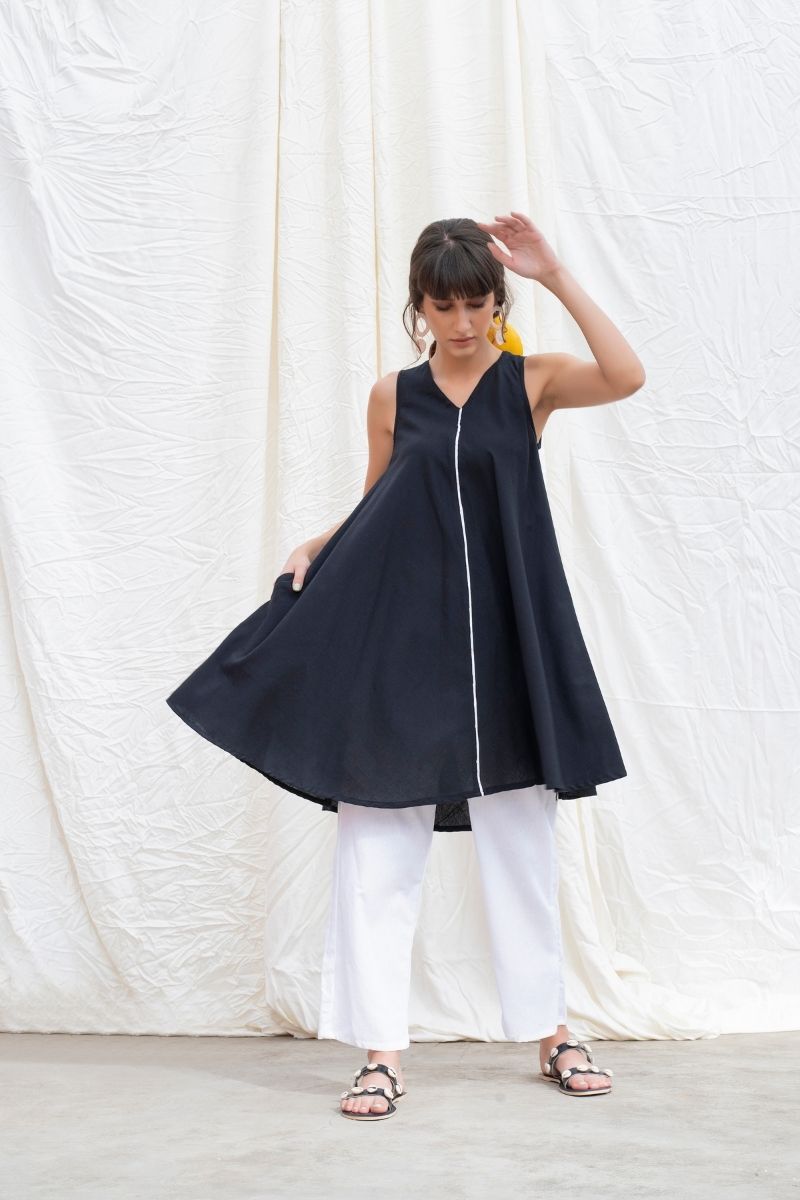 Midnight-Black Mangalgiri Cotton Flared Kurta