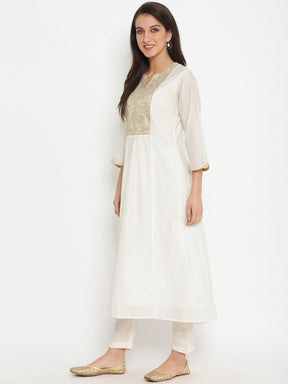Abhsihti chanderi paneled kurta with zari work yoke
