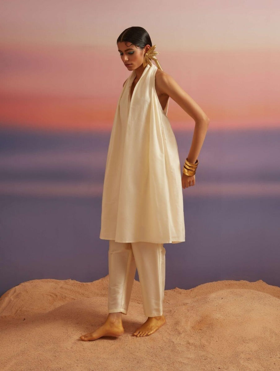 Cloud Cream Banarasi Halter-neck Kurta With Pants