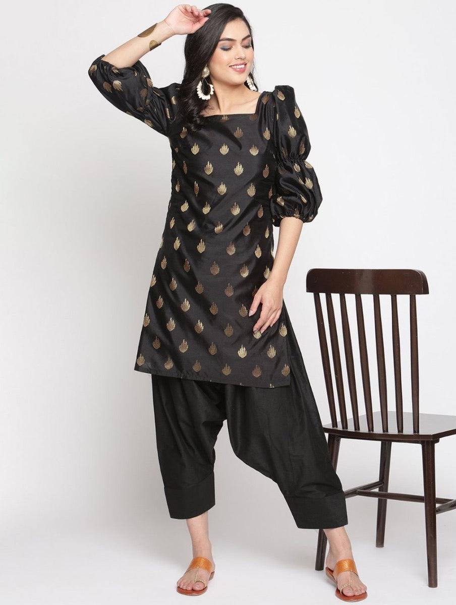 Coral-Black Marie Sleeves Banarasi Kurta