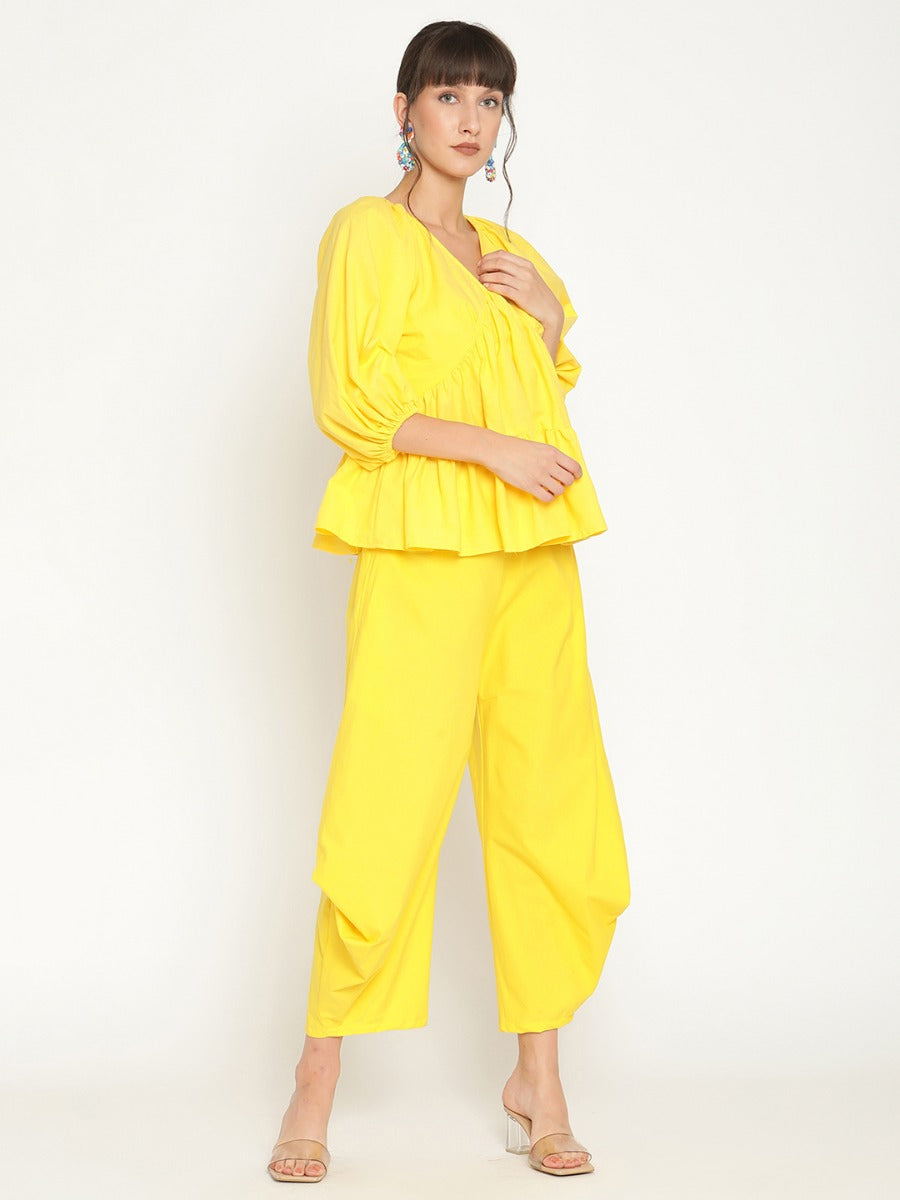 Balloon sleeve tiered cotton poplin top with pleated pants - Sunshine Yellow