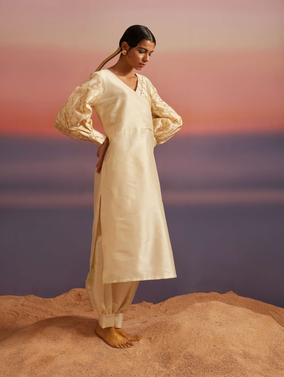 Cloud Cream Banarasi Kurta Set With Pathani Pants