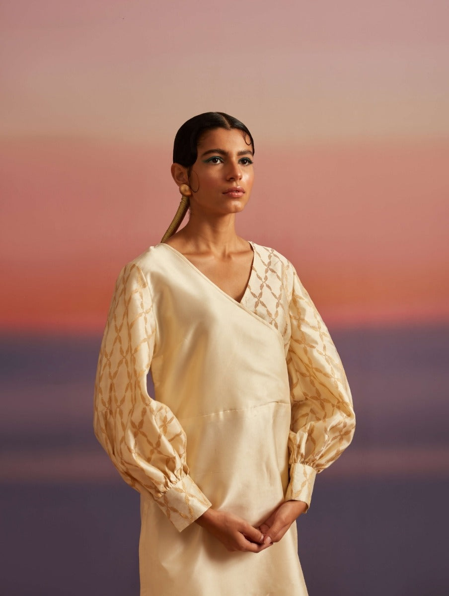 Cloud Cream Banarasi Kurta Set With Pathani Pants