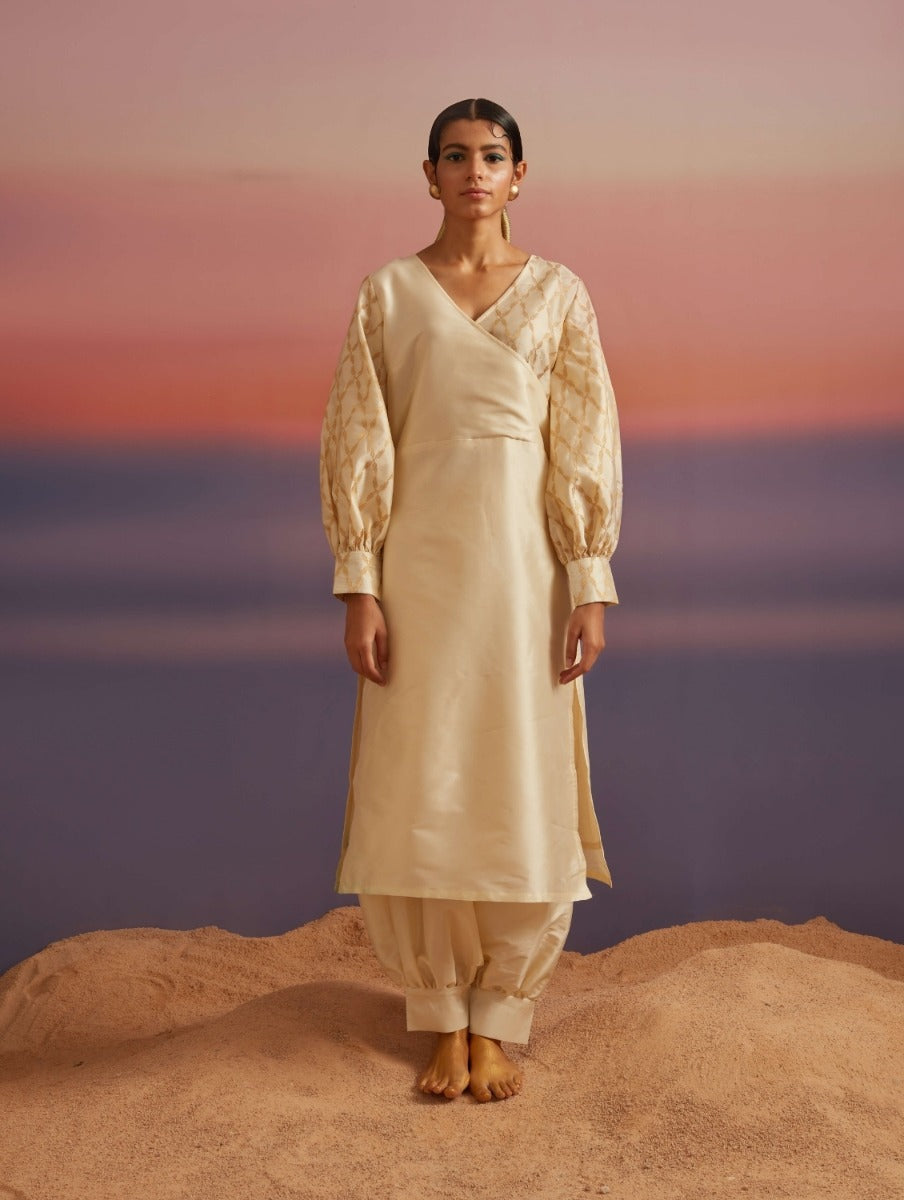 Cloud Cream Banarasi Kurta Set With Pathani Pants