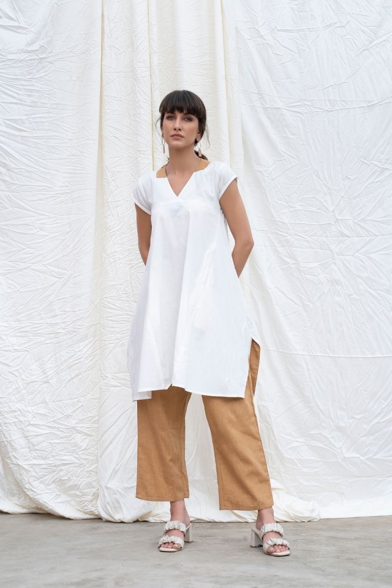 Marshmellow-White Cotton Poplin Split Neckline Kurta